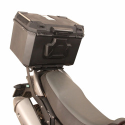 GP Kompozit Universal 45 lt Plastik Motosiklet Çantası Siyah GP Kompozit Universal 45 lt Plastik Motosiklet Çantası Siyah