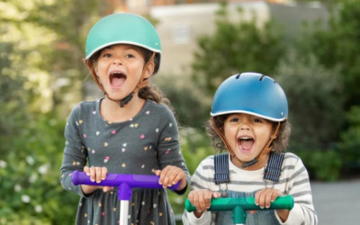 Çocuk Kaskları ve motosiklette çocukların kask takmasının önemi